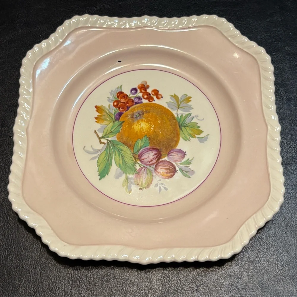 Vintage Johnson Bros. Old English 7 3/4